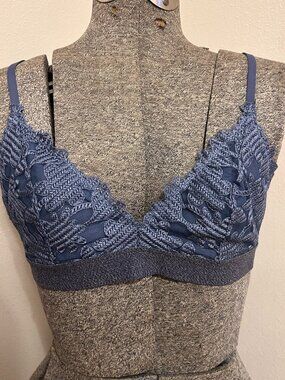 Aerie Bralette, size medium